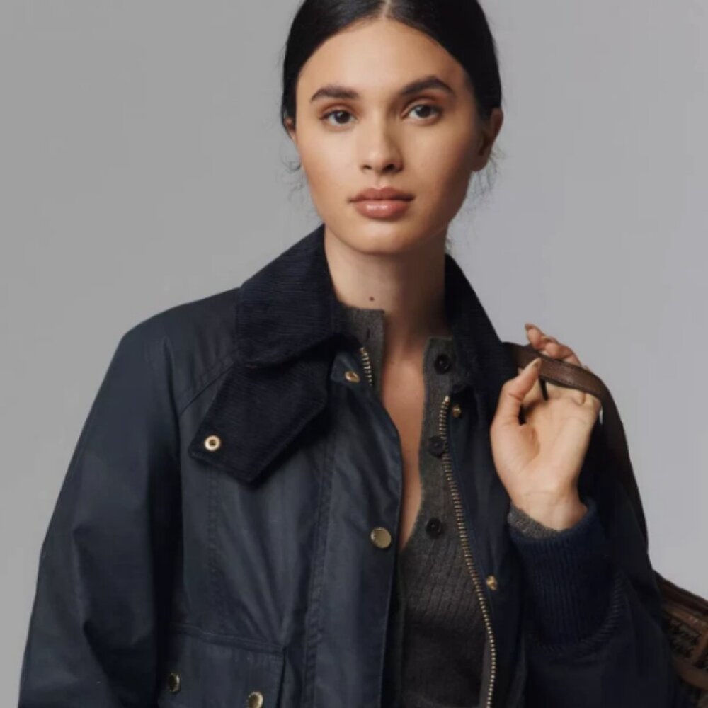 NAVY ~ Barbour Cropped Beadnell Ladies Wax Jacket MSRP$488 British Elegance - Picture 2 of 13
